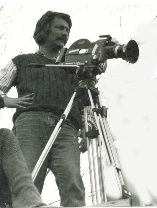 Miguel Mirra, un artesano (2016) poster