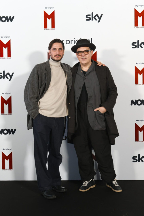 M - Il Figlio del secolo | Il dietro le quinte (2025) poster