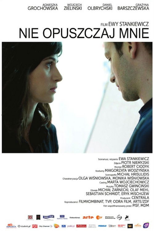 Nie opuszczaj mnie (2011) poster