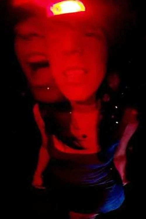 Dans la grotte (2025) poster