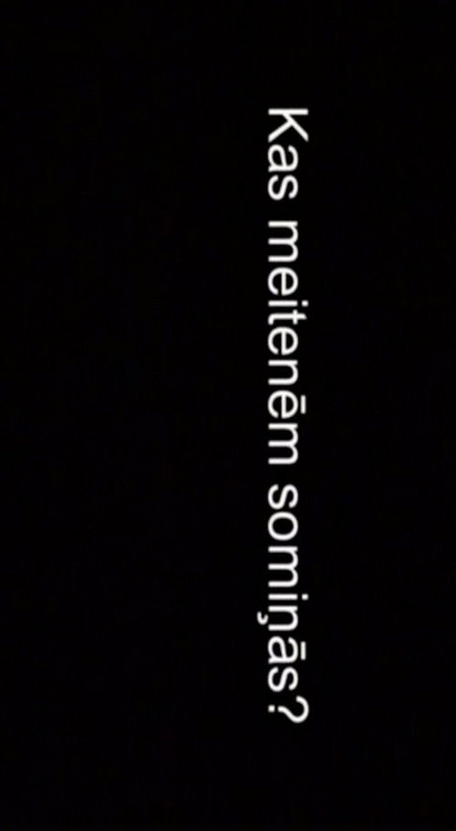 What is in a Girl's Handbag? (2002) poster