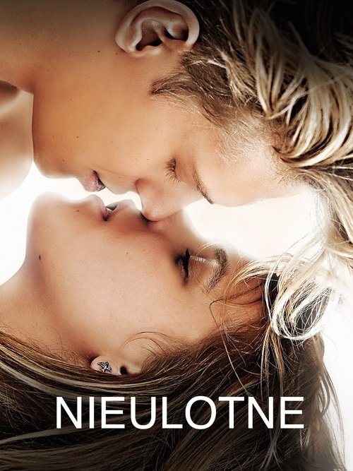 Iz Bırakan (2013) poster