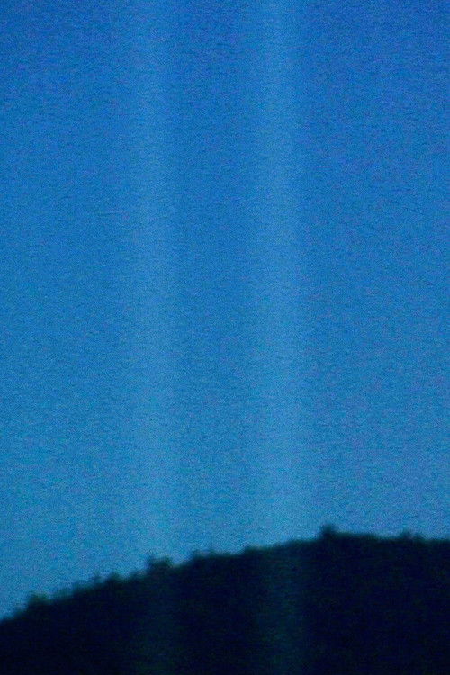 Un Tren Puede Ocultar Otro (2017) poster